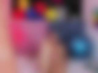 Live cam show with sarai_dupont - Blonde Hair MILF on Camming Site