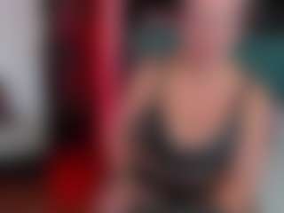 Live cam show with sarai_dupont - Senior on crypto-cams