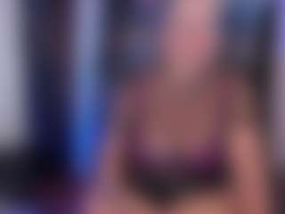 Live cam show with sarai_dupont - Interactivetoy Granny on Camiplay Live