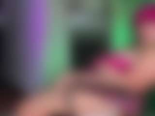 Live cam show with sarai_dupont - Mature on madthumbs