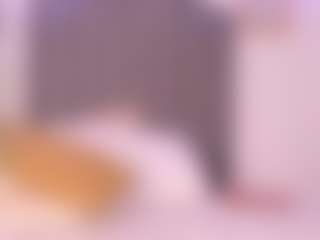 vega-16 MILF webcam performer live streaming