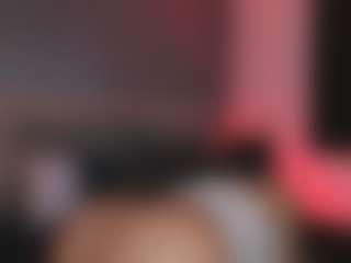 Live cam show with Lena-banks - Green Eyes on Hubzter Live