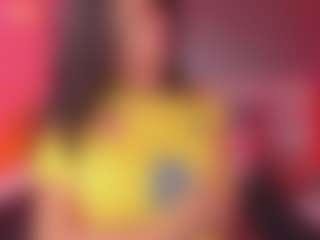 Live cam show with Lena-banks - Athletic on Soda Cam