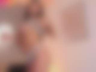 Live cam show with Lena-banks - Gamer Athletic on sexylive.show