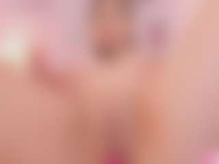 Live cam show with NATT - Petite on Camsoda