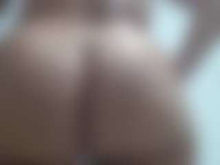 Live cam show with SWEETTLATINA - MILF on instabang