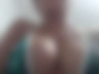Live cam show with SWEETTLATINA - Sexcam on UwU Esports