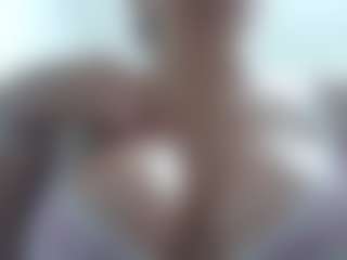 SWEETTLATINA MILF webcam performer live streaming
