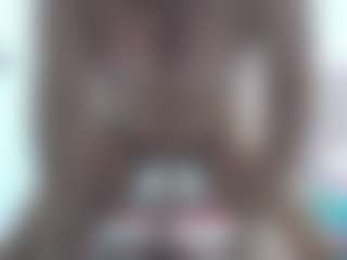 SWEETTLATINA MILF webcam performer live streaming