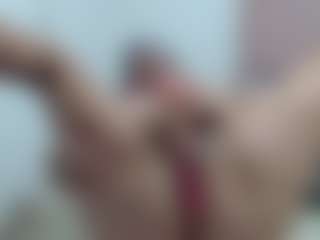 SWEETTLATINA's Live Sex Cam Show