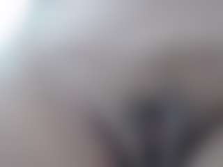 SWEETTLATINA MILF webcam performer live streaming