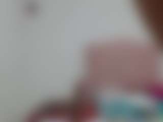 SWEETTLATINA's Live Sex Cam Show