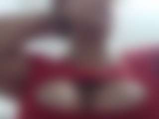 SWEETTLATINA MILF webcam performer live streaming