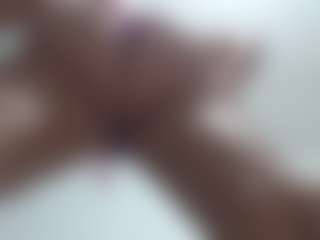 SWEETTLATINA's Live Sex Cam Show