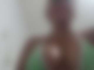 SWEETTLATINA's Live Sex Cam Show