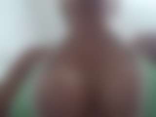 SWEETTLATINA's Live Sex Cam Show