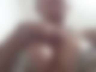 Live cam show with SWEETTLATINA - Mature MILF on Camsoda