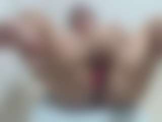 Live cam show with SWEETTLATINA - Handjob on Camsoda