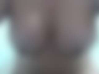 Live cam show with SWEETTLATINA - Brown Eyes MILF on luckytryst.com