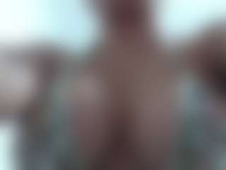 Live cam show with SWEETTLATINA - Mature on sexylive.show