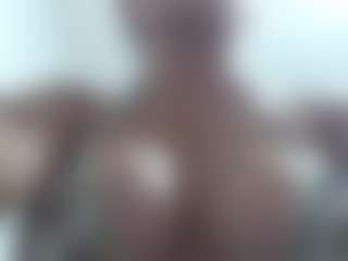 SWEETTLATINA's Live Sex Cam Show