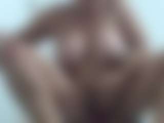 SWEETTLATINA's Live Sex Cam Show