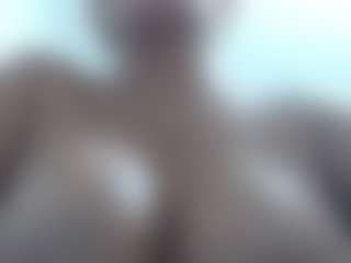 SWEETTLATINA MILF webcam performer live streaming