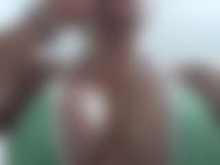 SWEETTLATINA's Live Sex Cam Show