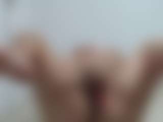 SWEETTLATINA's Live Sex Cam Show