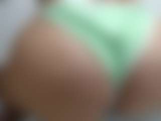 SWEETTLATINA's Live Sex Cam Show