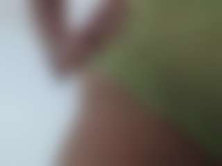 Live cam show with SWEETTLATINA - Curvy Middle Aged on liverealitysex.com