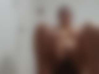 Live cam show with SWEETTLATINA - Mature on Pornisteam.com