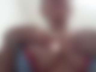 Live cam show with SWEETTLATINA - Flashing on live.xbliss.ai