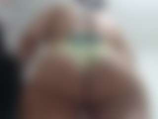 Show in cam erotica live di SWEETTLATINA