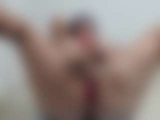 Live cam show with SWEETTLATINA - Curvy MILF on camwithhim.com