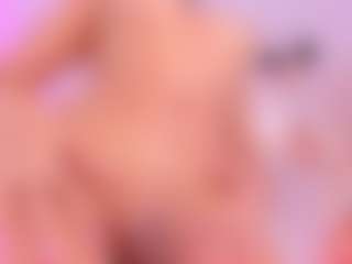 Live cam show with Aprilalen - Ebony on CamSextacy | colombia