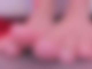 Live cam show with Aprilalen - Ebony Anal on Milfs Live