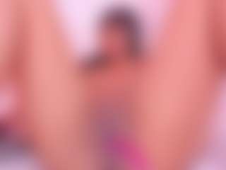 Live cam show with Aprilalen - Arab Athletic on Soda Cam