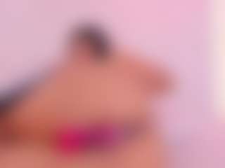 Live cam show with Aprilalen - Athletic Small Tits on madthumbs
