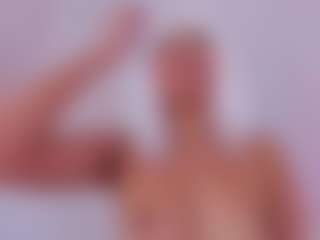 Aprilalen's Live Sex Cam Show