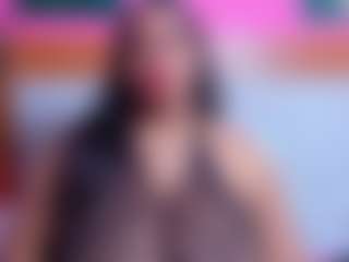Live cam show with nia-evans - Middle Aged on Camsoda
