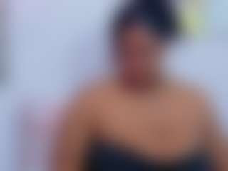Live cam show with nia-evans - Mature on Camsoda