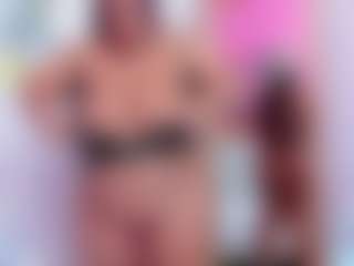 Live cam show with nia-evans - Big Tits on TeamSkeetLive