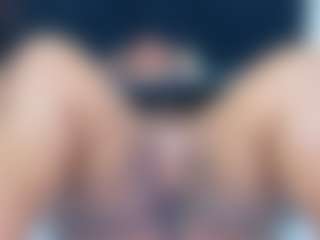 nia-evans's Live Sex Cam Show