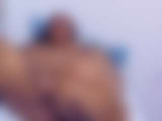 Live cam show with nia-evans - BBW on boobsie.com