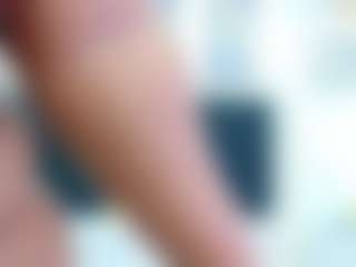 Live cam show with nia-evans - Moaning on LiveSexCams6