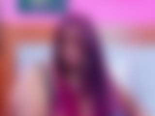 Live cam show with nia-evans - Mature on SxyPornLive