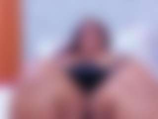 Live cam show with nia-evans - Mature Middle Aged on Camsoda
