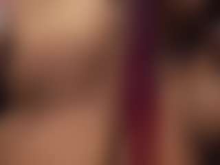 Live cam show with nia-evans - Middle Aged on WildCum