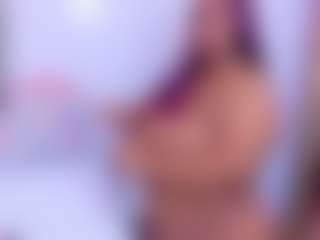 Show de cam en vivo con nia-evans - Middle Aged en Camsoda